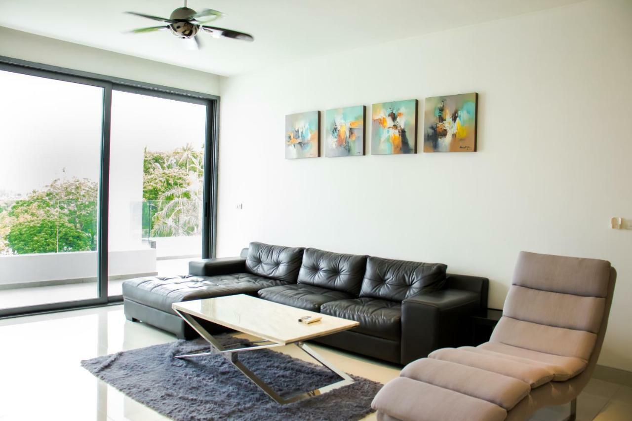 Sansuri Resort - Luxury Apartments Pantai Surin Bagian luar foto