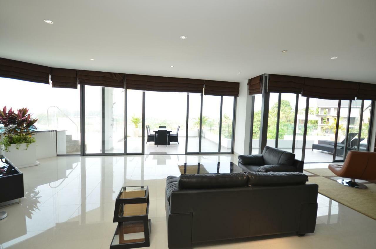 Sansuri Resort - Luxury Apartments Pantai Surin Bagian luar foto